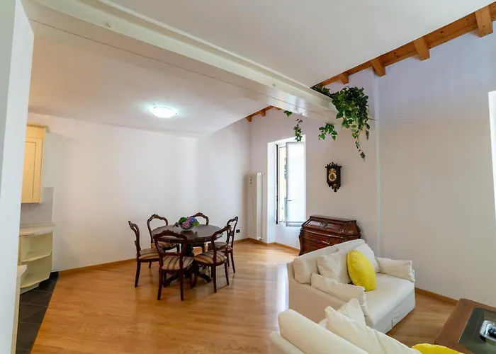 Casa Geroma Апартаменты Colonno